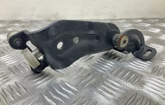 Seat Alhambra (Mk2) Sliding door upper roller guide/hinge 7N0843336F