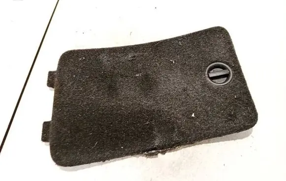 Volkswagen PASSAT B7 Other interior part 1j0867468