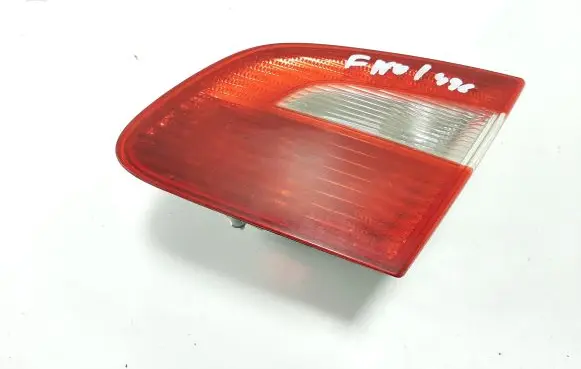 Skoda Superb B5 (3U) Tailgate rear/tail lights 3T5945094