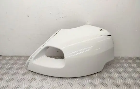 Volvo XC90 Front bumper corner part panel trim 30678951