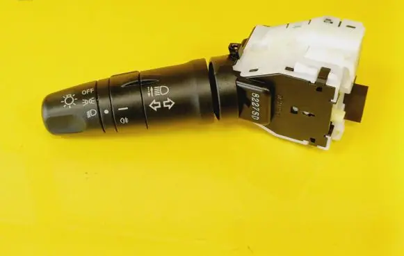Nissan Qashqai Indicator stalk 14425