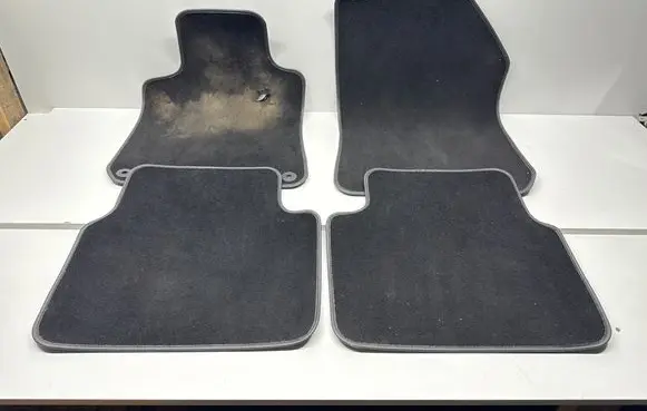 Peugeot 308 Car floor mat set 
