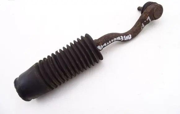 Mitsubishi Pajero Steering tie rod boot 