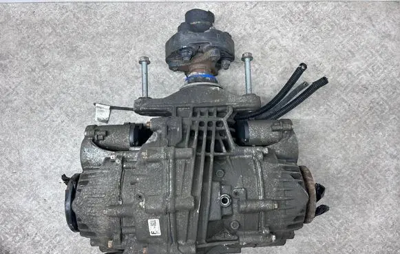 BMW X5M F85 Rear differential 7850170