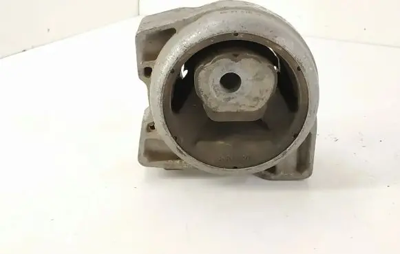 Mercedes-Benz B W245 Gearbox mount 1692401218 A1692401218