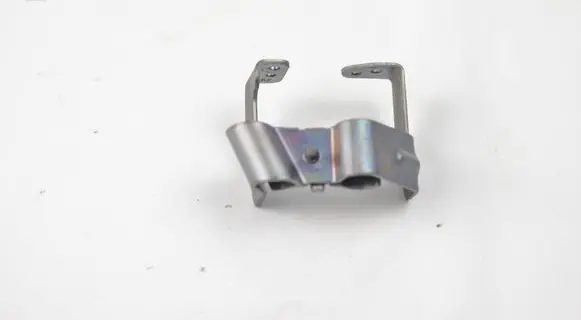 Audi A6 S6 C6 4F Intercooler pipe mounting bracket 