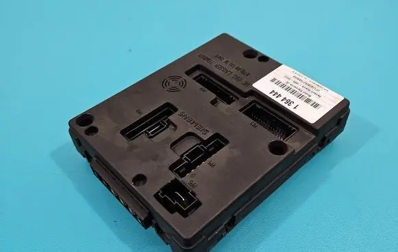 Renault Scenic I Central body control module 8200029342B IMPRK1364444