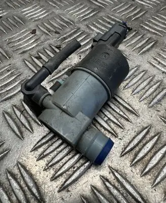 Nissan Qashqai Windscreen/windshield washer pump 9641553880 9641553980