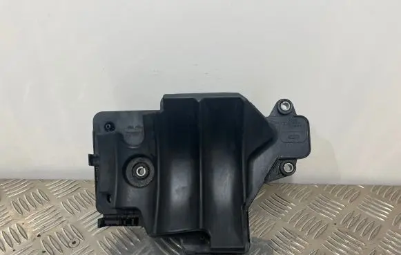 Audi A8 S8 D4 4H Other engine bay part 079489J