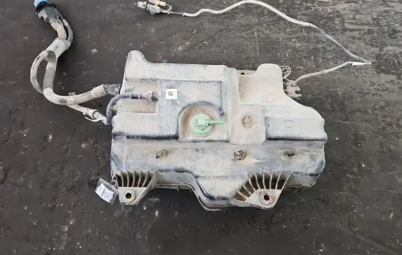 Renault Trafic III (X82) AdBlue liquid reservoir 172A25438R IMPRK1370536