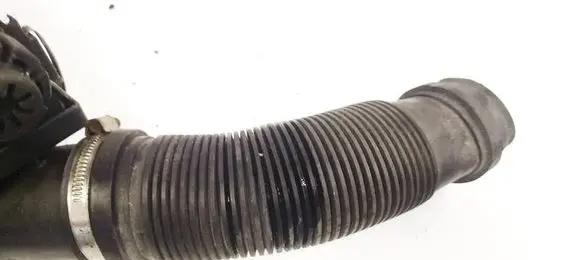 Opel Corsa B Air intake hose/pipe 90411726