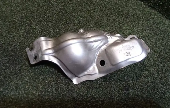 Renault Master III Exhaust heat shield 140136073R