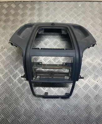 Peugeot Boxer Dashboard center trim panel 1310002070 ST4383