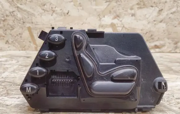 Mercedes-Benz S W220 Seat control switch 2208213358