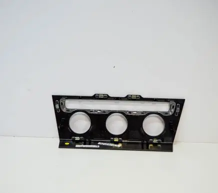 Volkswagen PASSAT B8 Dashboard glove box trim 3G2863041
