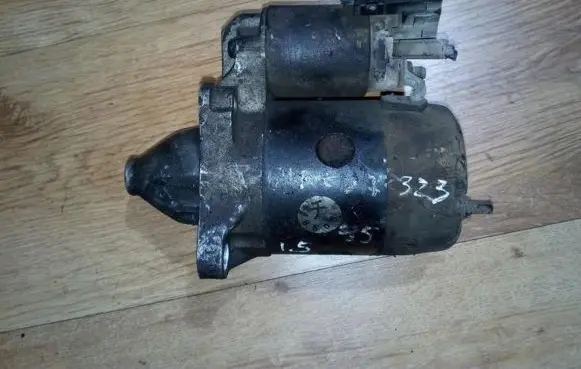 Mazda 323 Starter motor m3t38882