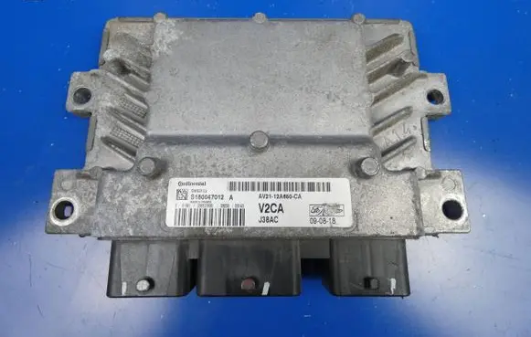 Ford Fiesta Engine control unit/module AV21-12A650-CA S180047012A