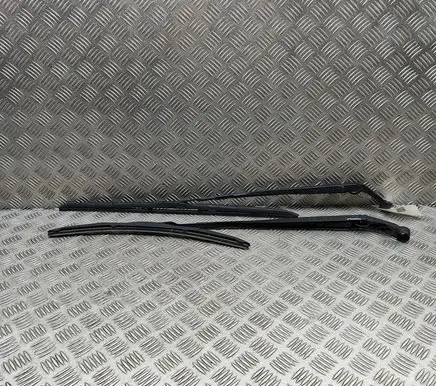 Toyota Camry VIII XV70 Windshield/front glass wiper blade 8521133460 8522133450