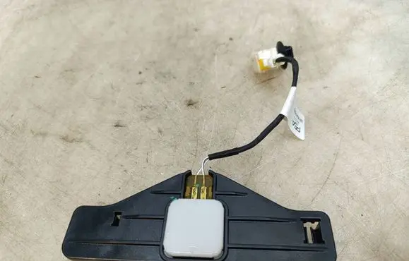 Opel Corsa F Seat pressure sensor 41844015C 8AT111316B328L