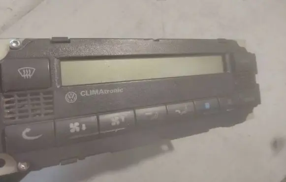Volkswagen PASSAT B5.5 Climate control unit 3B1907044A 5HB00761702