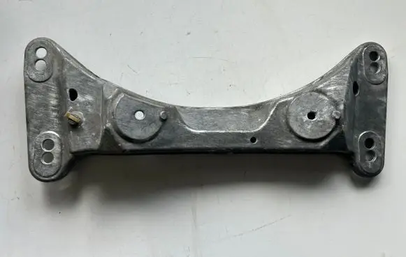 BMW 3 E46 Gearbox mounting bracket 6760297