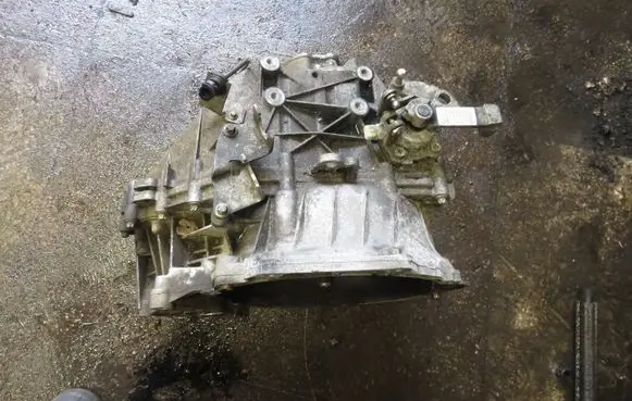 Mini Cooper Countryman R60 Manual 5 speed gearbox F220116113A