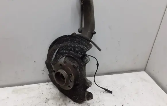 BMW X5 E70 Front wheel hub 6869869