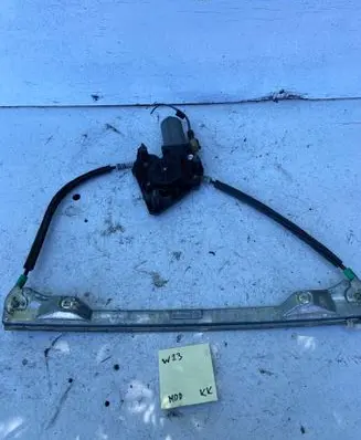 Renault Clio II Front door window regulator with motor 77008422