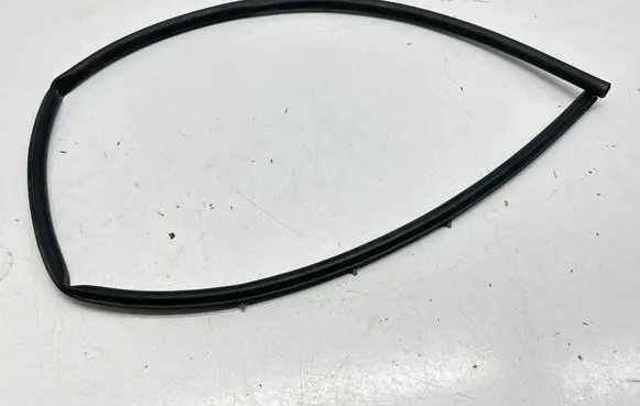 Chrysler Pacifica Engine compartment rubber 
