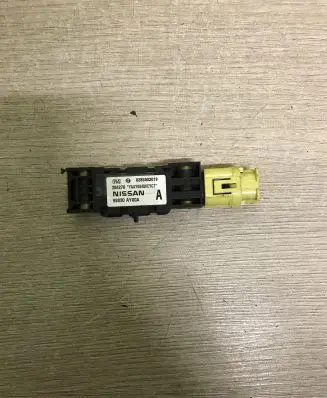 Nissan Note (E11) Airbag deployment crash/impact sensor 98830AY00A