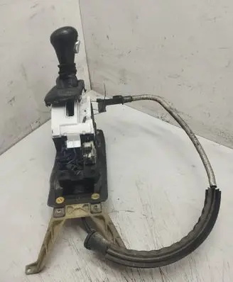 Audi Q7 4L Gear shifter/selector 4L1713105A