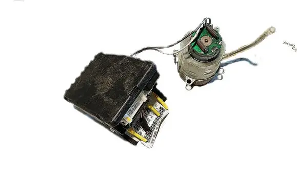 Mercedes-Benz A W168 Central locking vacuum pump 1688000248