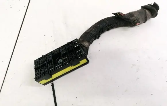 KIA Carens I Fuse box set