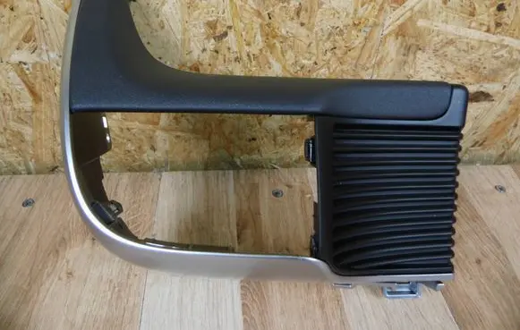 Hyundai Ioniq 5 Panel trim 84782GI100 847G5GI000