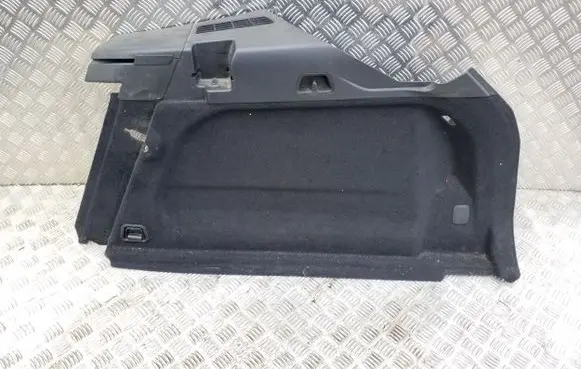 Trunk/boot side trim panel