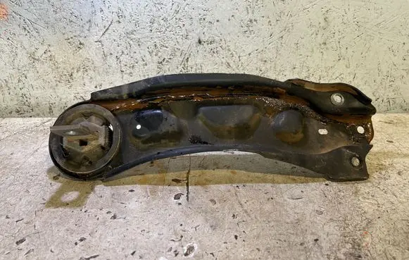 Mercedes-Benz GLA W156 Rear control arm