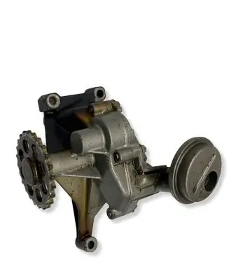 Mercedes-Benz SLK R170 Oil pump 6061810701