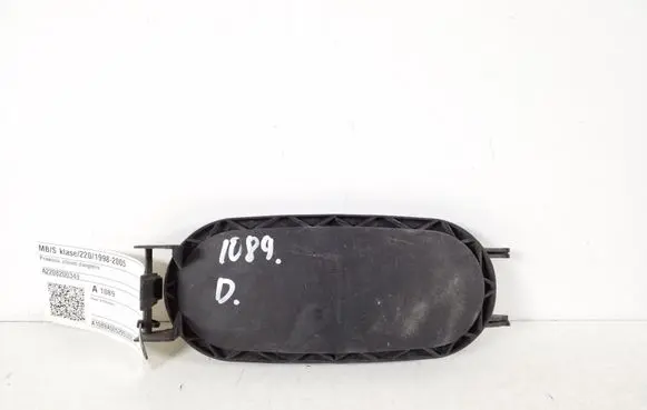 Headlight/headlamp dust cover