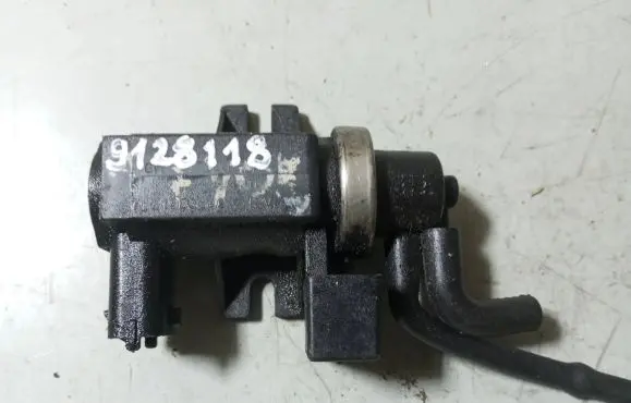 Opel Zafira A Turbo solenoid valve 9128118
