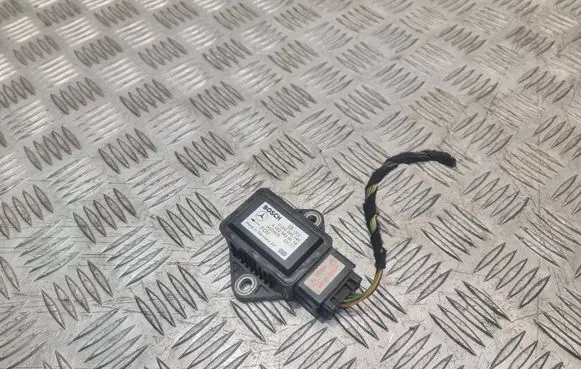 Mercedes-Benz Vito Viano W639 ESP acceleration yaw rate sensor A0025426618 0265005246 0022928