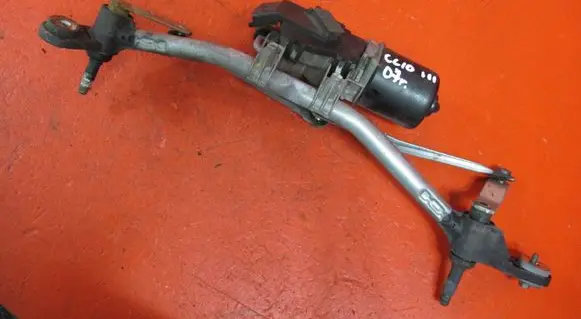 Renault Clio III Front wiper linkage and motor