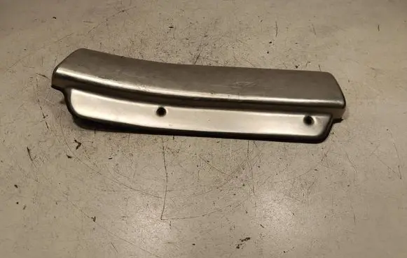 Mitsubishi L200 Rear sill trim cover