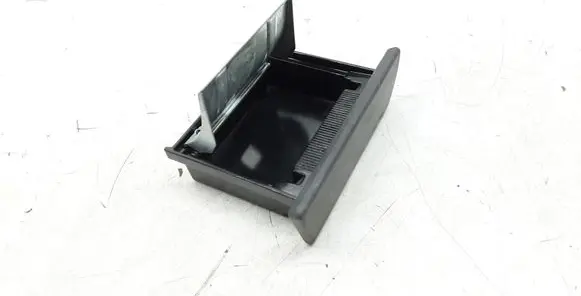 Car ashtray