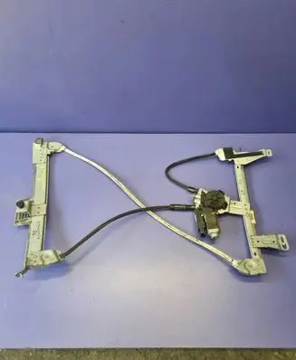 Peugeot 207 CC Front door window regulator with motor 9670087480 440904A 402275A