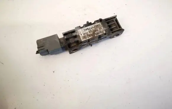 Chrysler 300 - 300C Airbag deployment crash/impact sensor 04671779ac
