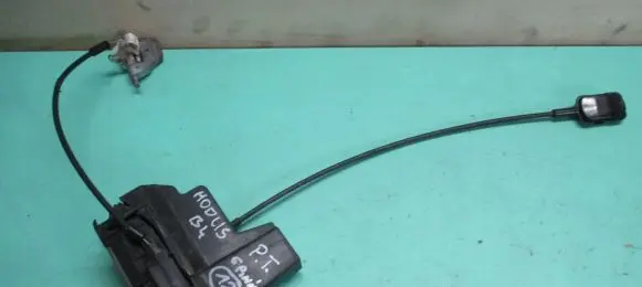 Renault Modus Rear door lock 522056C