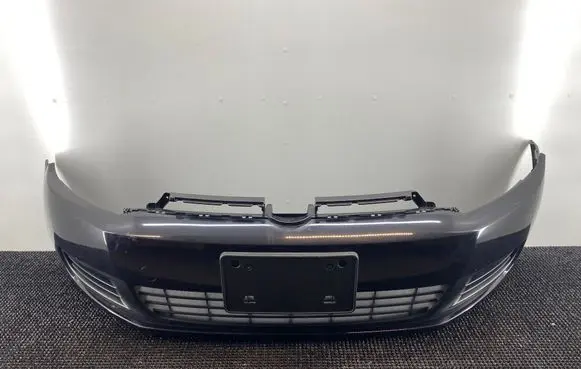 Volkswagen Golf VI Front bumper 1K9807221
