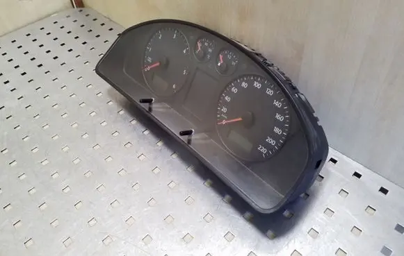 Volkswagen Transporter - Caravelle T5 Speedometer (instrument cluster) 7H0920850R