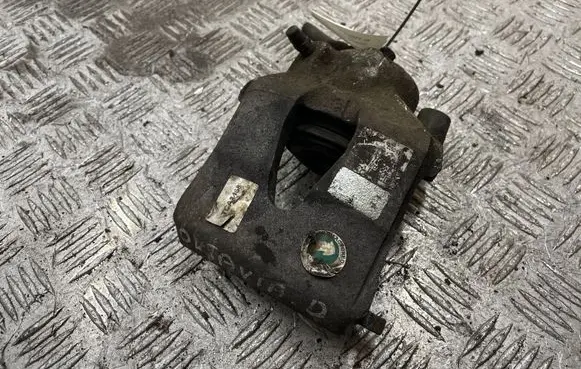Skoda Octavia Mk2 (1Z) Front brake caliper