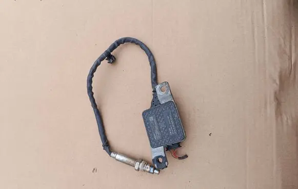 Audi A4 S4 B8 8K Lambda probe sensor 8K0907807Q